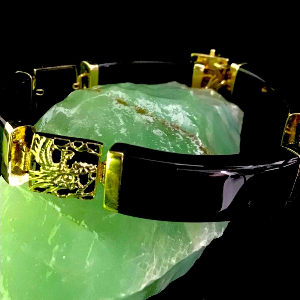 14K Yellow Gold and Black onyx Dragon Bracelet 17.57g